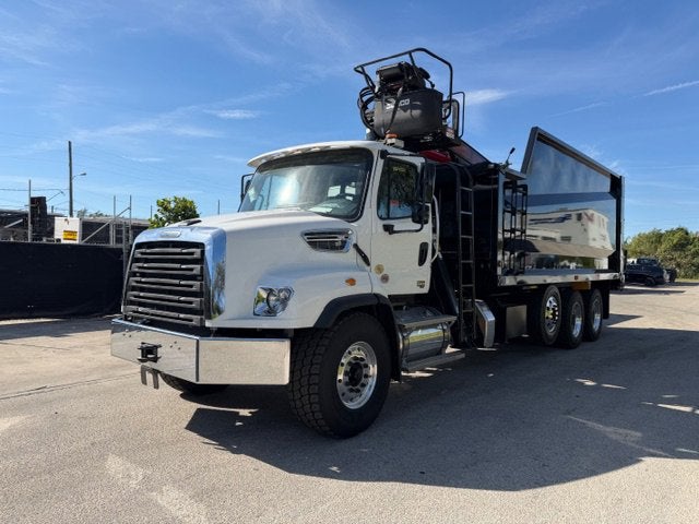 2026 Freightliner 114SD PLUS GRAPPLE DUMP