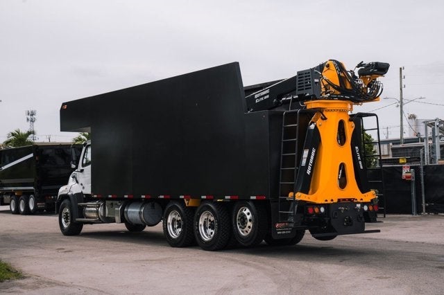 2026 Freightliner 114SD GRAPPLE TRUCK