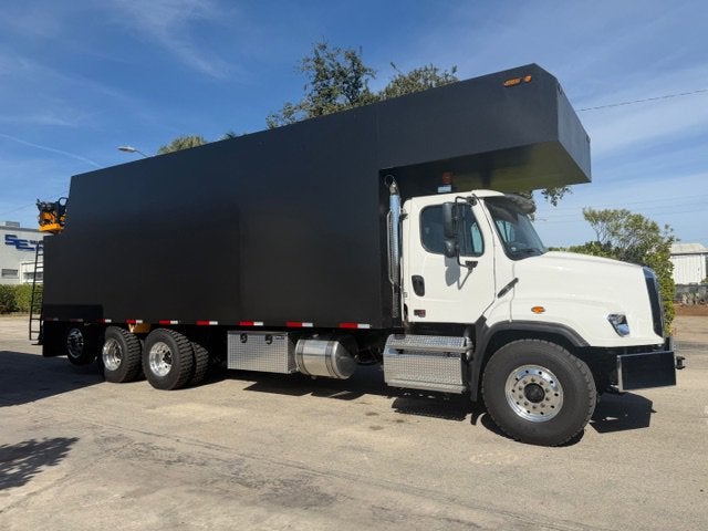 2026 Freightliner 114SD PLUS REAR MOUNT GRAPPLE TRUCK