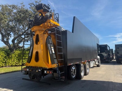 2026 Freightliner 114SD PLUS REAR MOUNT GRAPPLE TRUCK