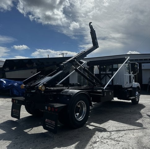 2025 Mack MD7 Hookflift