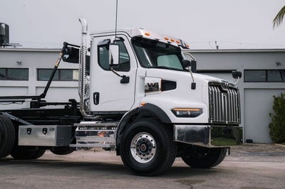 2026 WESTERN STAR 47X ROLLOFF