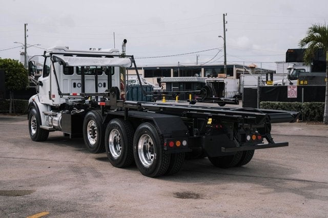 2026 WESTERN STAR 47X ROLLOFF